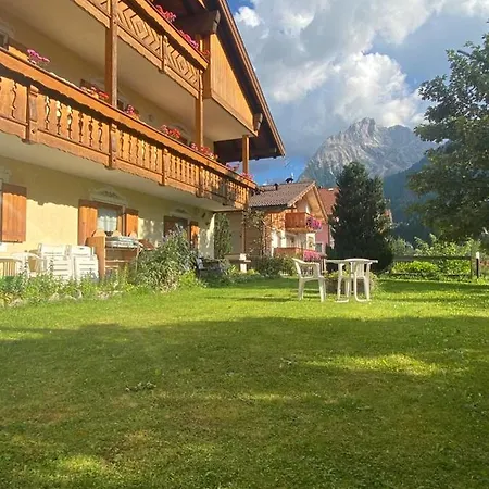 Lägenhet Cesa Col De Pin