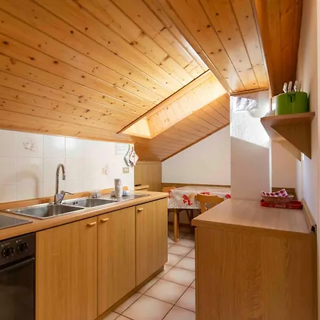 Cesa Col De Pin Canazei