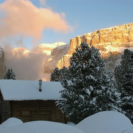 Апартаменты Cesa Col De Pin *